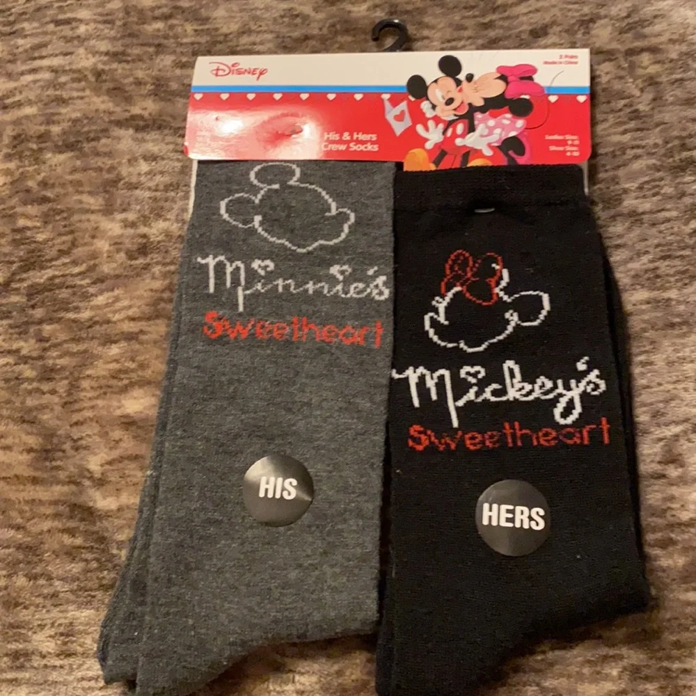 Disney Mickey Minnie Mouse Couple‎ Crew Socks Hot Topic